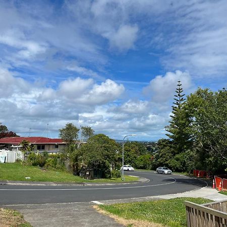 Totara Vale, Free Coffee, Parking And Wifi, Near Glenfield Mall And Highway 18,1 Auckland Exterior foto